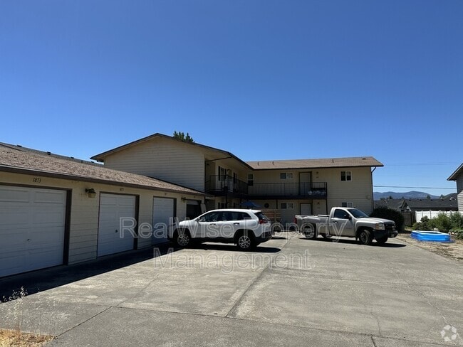 Building Photo - 1879 Medart Ln Rental
