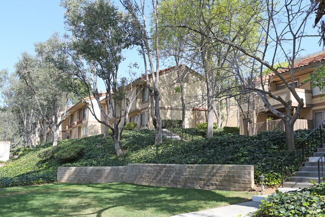 St. Charles Oaks Apartments Para alquiler en Thousand Oaks, CA