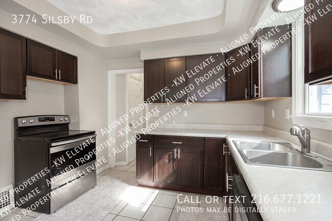 Photo - 3774 Silsby Rd