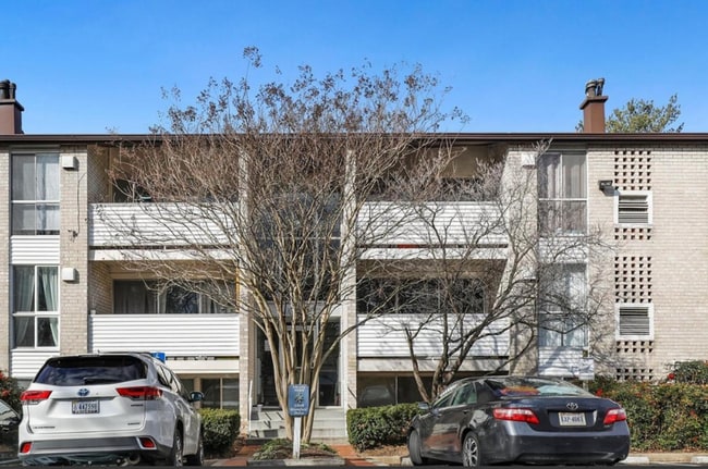 1 bedroom- NEW PAINT youtube video https:... - 1 bedroom-  NEW PAINT youtube video https:... Rental