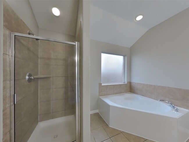 Photo - 3126 Lake Breeze Ln