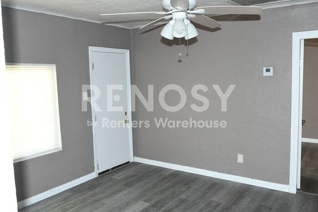 Photo - PRICE IMPROVEMENT - Updated 2 Bed 2 Bath Home on Large Lot in Casa Grande