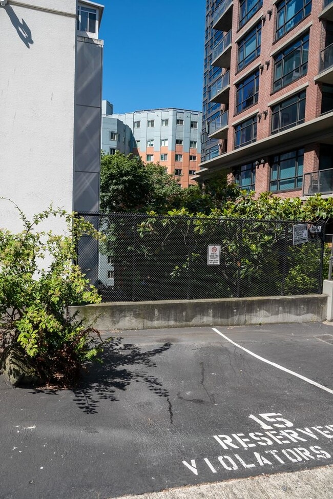 Photo - Modern Loft On First Hill!