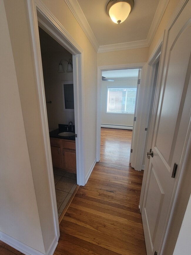 Photo - 5142 Fairview Ave Unit 8