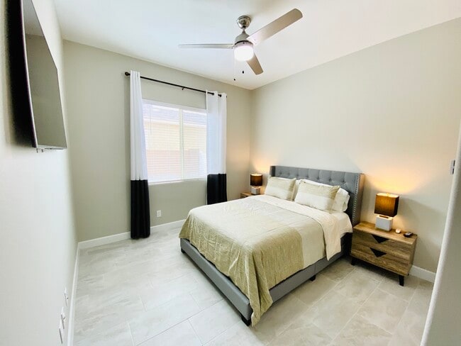 Photo - 2506 E Pleasant Ln