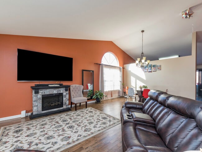 Photo - 2652 W Atlantic Ave