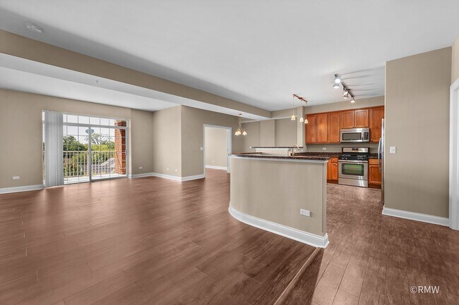 Photo - 2 Itasca Rd Unit 420