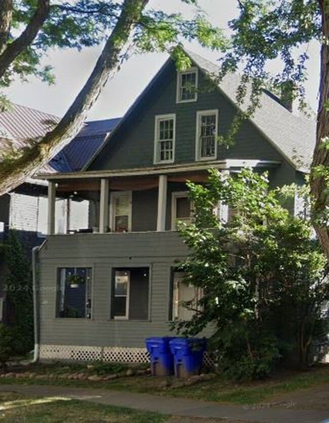 Building Photo - 175 Pearl St Unit 175-04 Rental