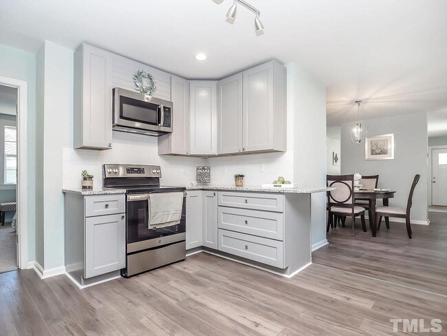 Photo - Room in House on Chester St