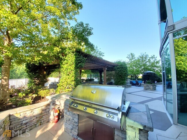 Photo - 3300 Windy Ridge Pkwy SE Unit 702