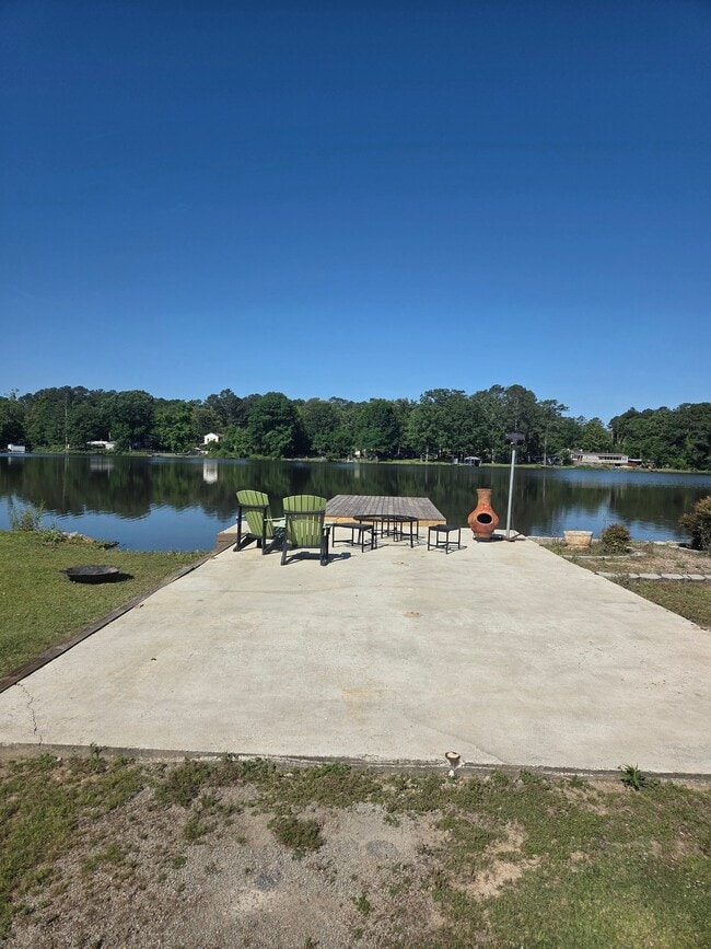 Photo - 4560 Shore Dr