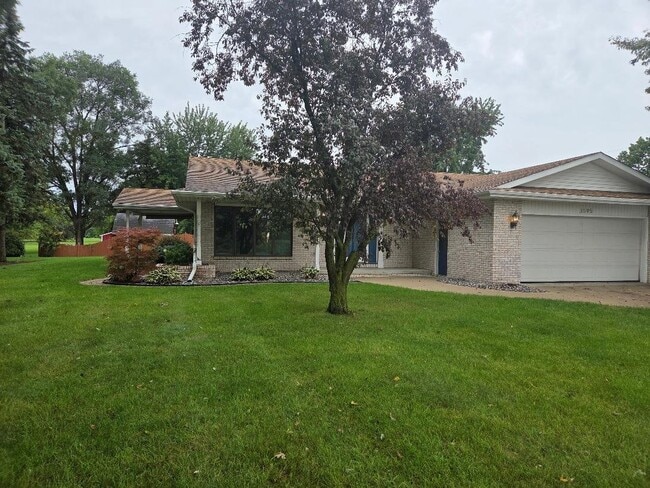 Building Photo - 3595 Hermansau Rd