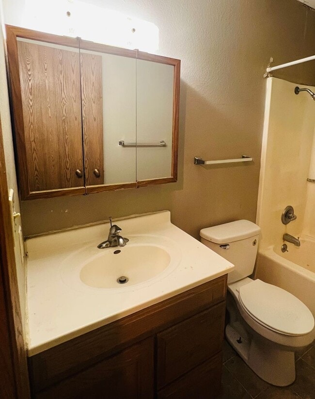 Photo - 967 Boston Way Unit 2