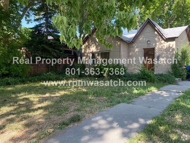 Building Photo - 1011 S Windsor St Rental