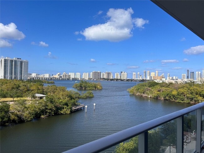 Photo - 16385 Biscayne Blvd Unidad 606