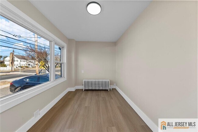 Photo - 1608 Brunswick Ave Unidad 1