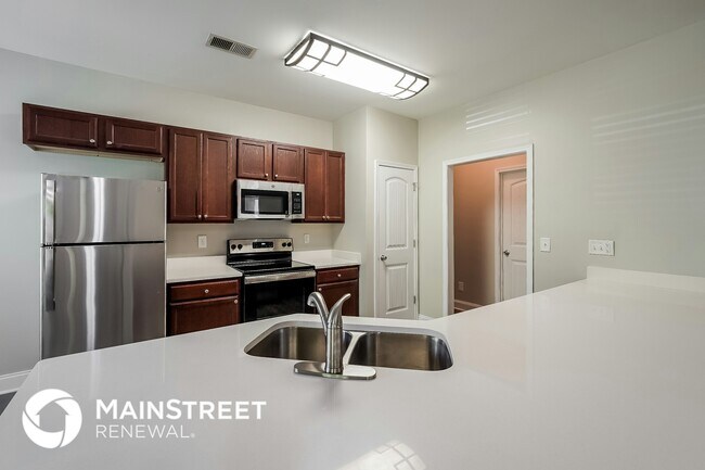 Photo - 420 Roanoke St