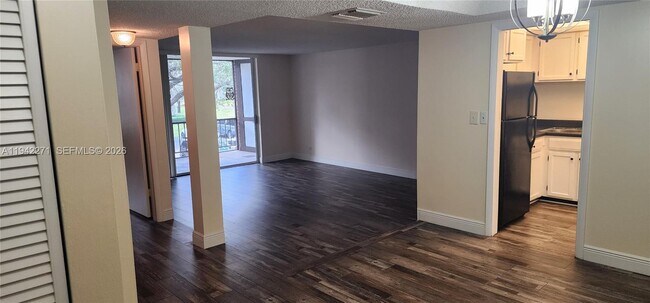 Photo - 3670 Inverrary Dr Unit 2C