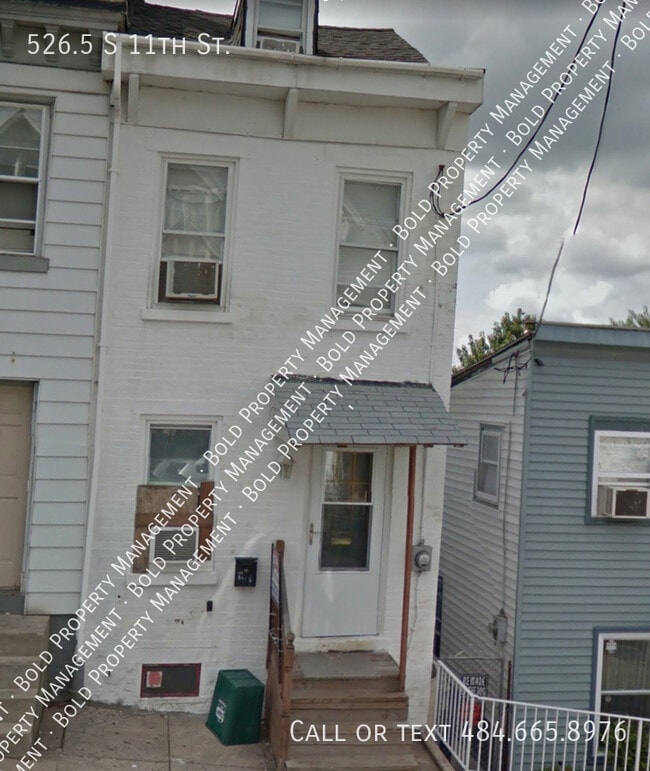 Photo - 526.5 S 11th St