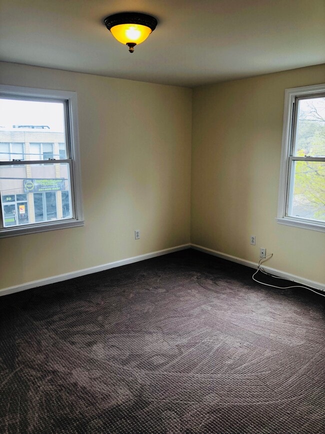 Bedroom - 21 Chestnut St