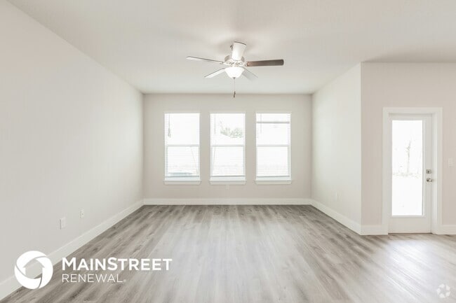Building Photo - 309 Pine St Rental