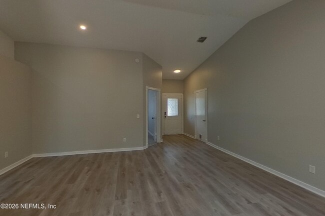 Photo - 12124 Roundham Ln N