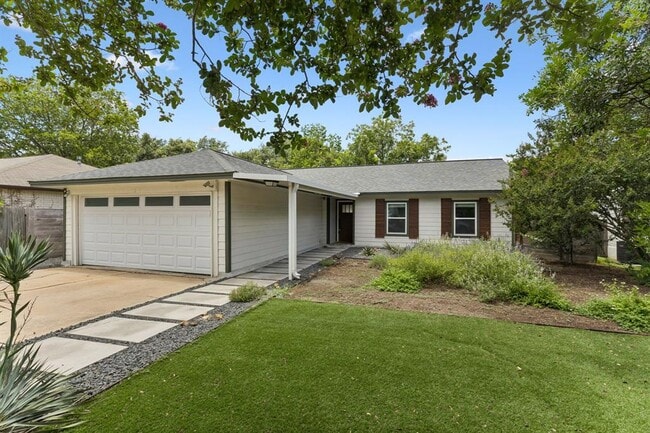 Photo - 6312 Clubway Ln