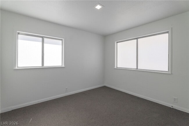 Building Photo - 2298 Golden Arrow Dr