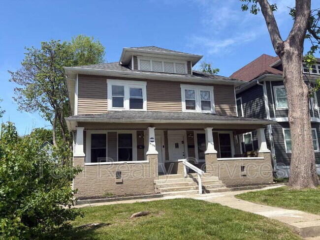 Photo - 3130 N Park Ave