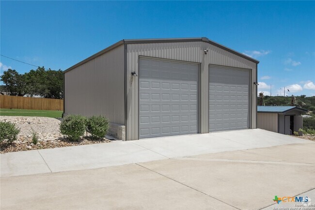 Building Photo - 1016 Blue Bill Cove Dr Rental
