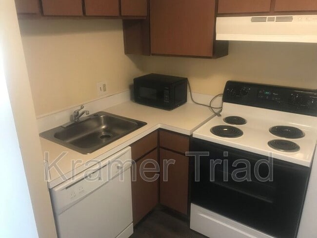 Photo - 555 E William St Unit #2E