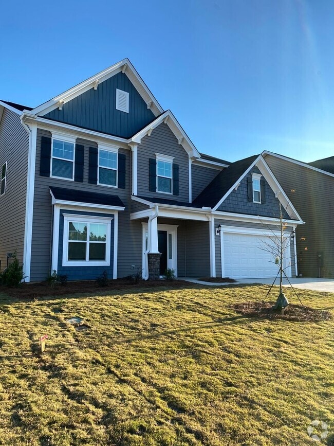 Building Photo - Brand New Build 5 Bed/3.5 Bath Rental