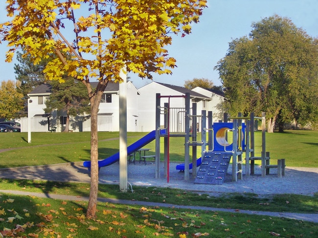 Photo - Brookstone Apartments