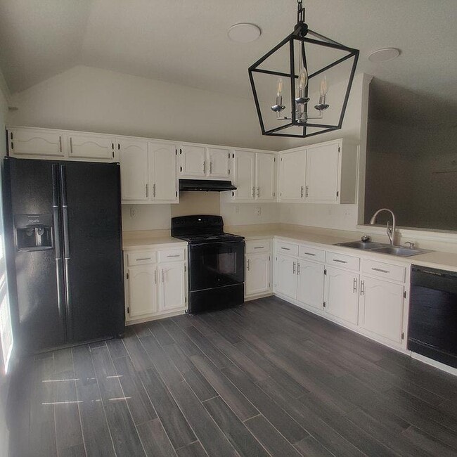 Photo - 7743 Meadow Vale Dr
