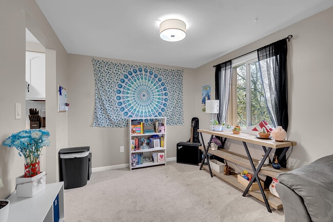 Photo - 225 Charter Oaks Dr Unit #3