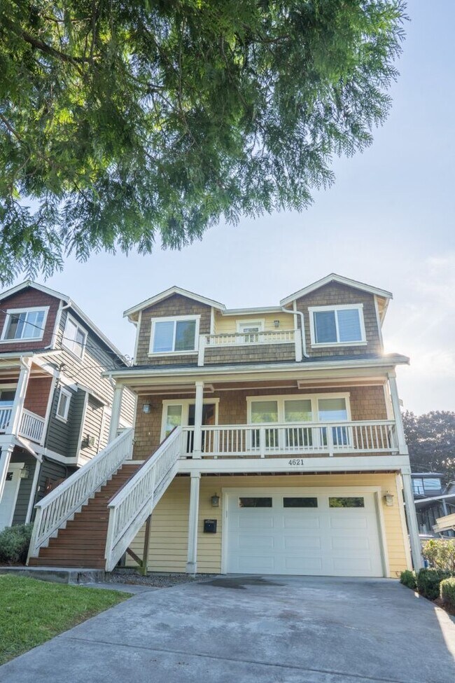 Photo - 4Bd/3.5Ba Seattle House