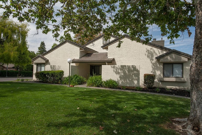 Meadow Ridge Apartments