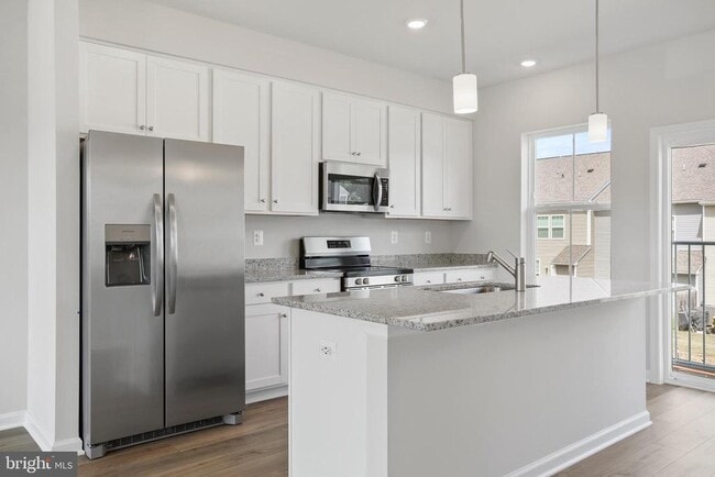 Photo - 131 Kinkade Ct