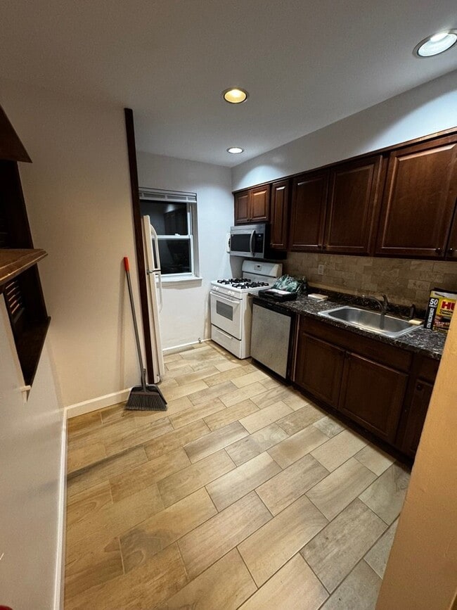 Photo - 2467 NJ-10 Unit 35-5B