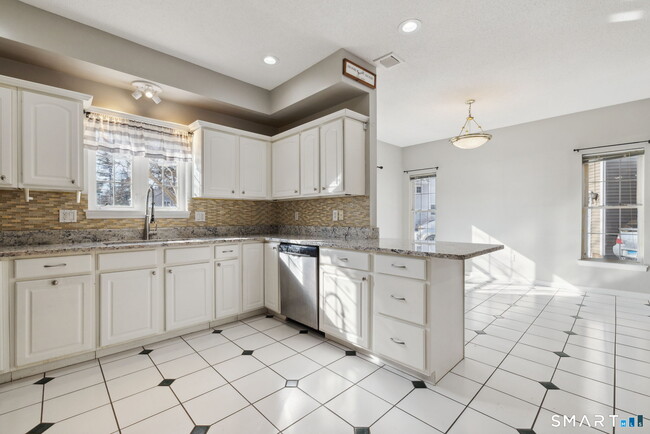 Photo - 65 Fitch Meadow Ln