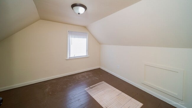 Photo - **Move-In Special** Charming 2bedroom, 1ba...