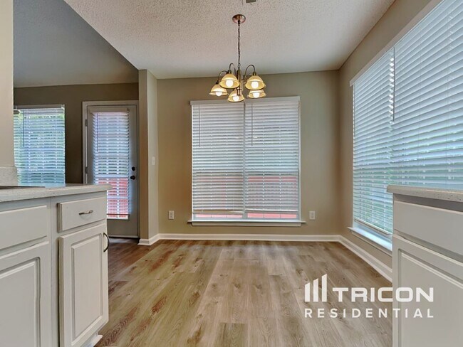 Photo - 4050 Monarch Dr House