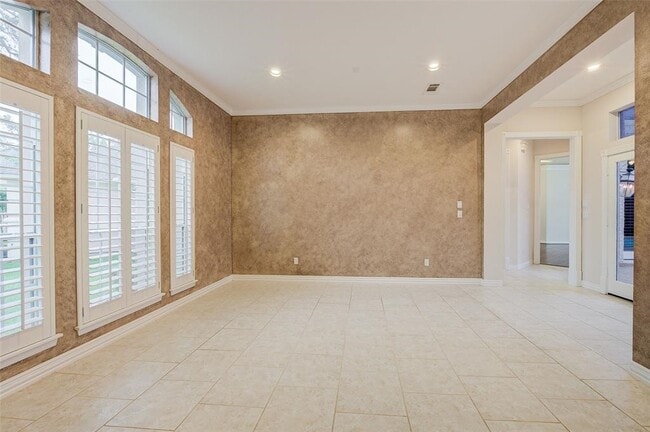 Building Photo - 3615 Whidbey Ct