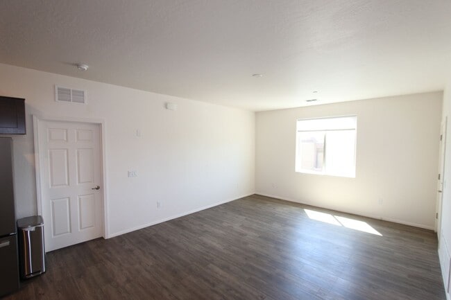 1650 E Ponderosa Pkwy