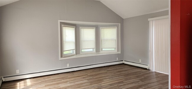 Photo - 79 Hemlock Dr