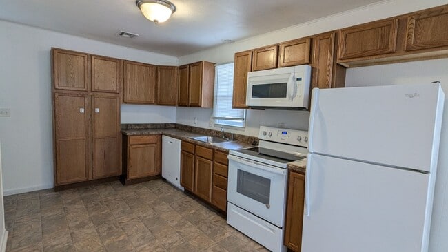 Photo - House with garage near Lake Manawa