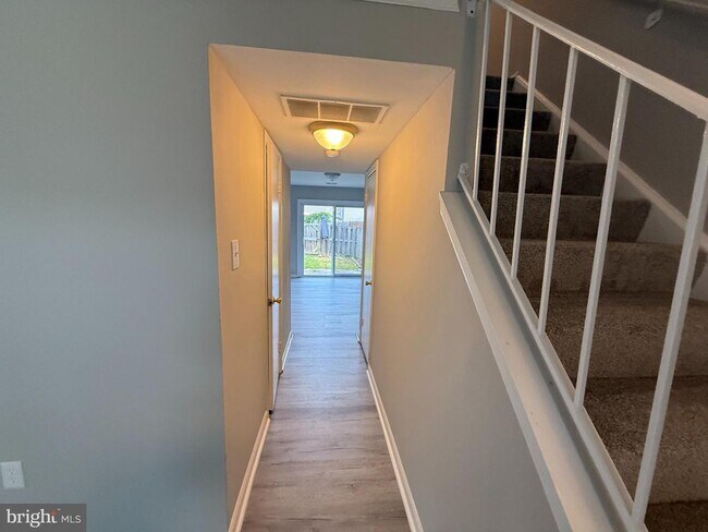Photo - 2870 Beechtree Ln