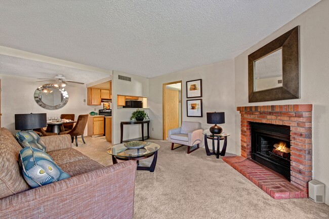 Building Photo - Grand View Rental