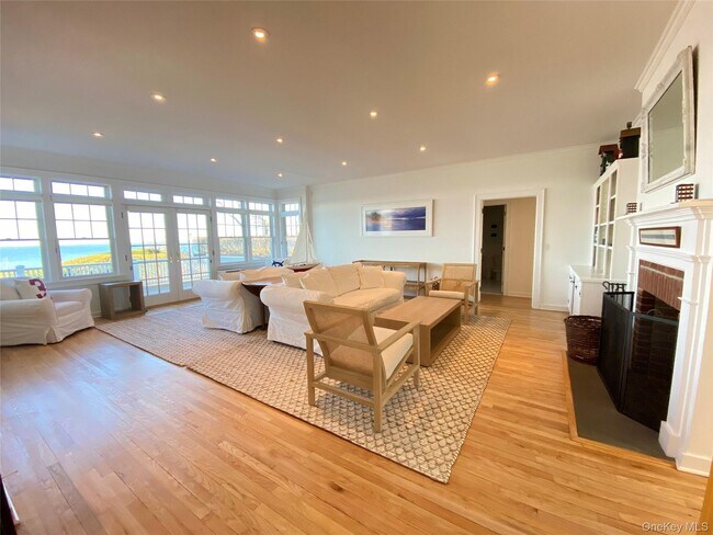 Photo - 4705 Nassau Point Rd