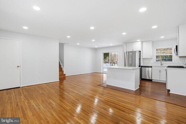 Photo - 6427 Pima St